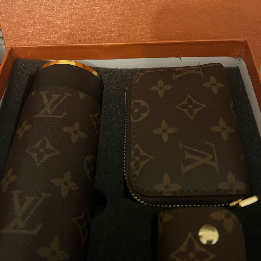 Louis Vuitton Brown Monogram Accessory Set NWT - image 3